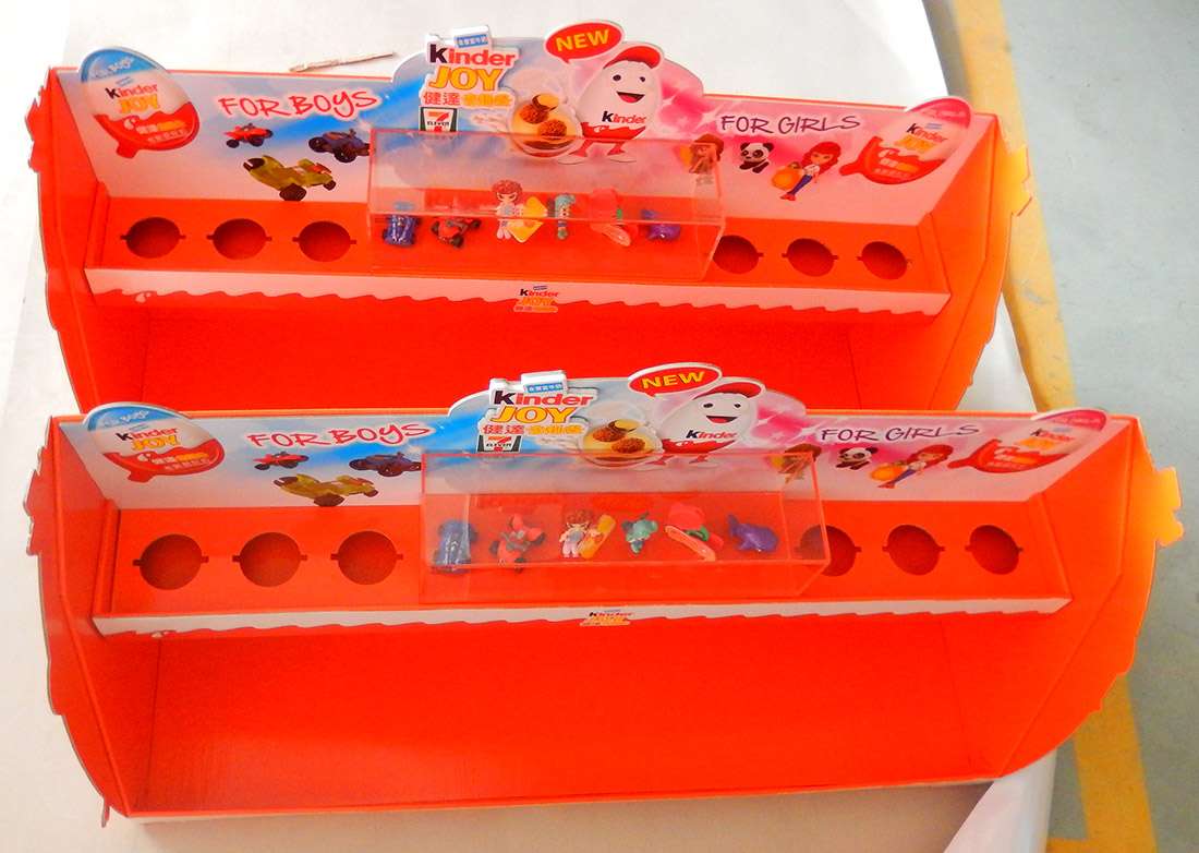 Kinder Retail Stores POS Display Shelves