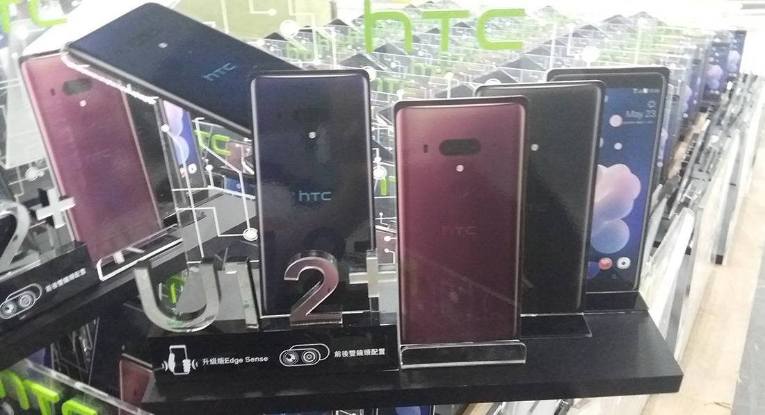 HTC U12 Plus Mobile Phone POS Retail Counter Display Units
