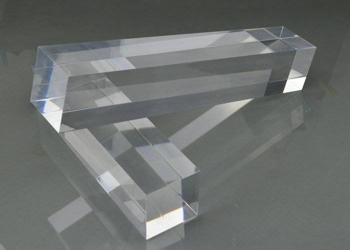 Risers & Cubes: Solid Acrylic Block 3 x 3 x 4